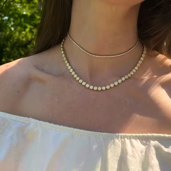 NEW 18k Gold-Plated Round Tennis Necklace– Tarnish Resistant - Picture 7 of 10